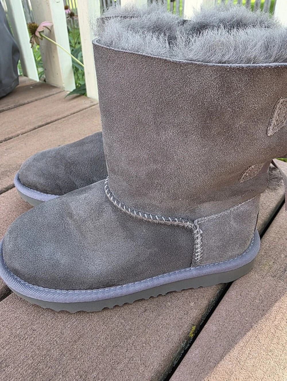 UGG Kids Bailey Bow Grey Size 1